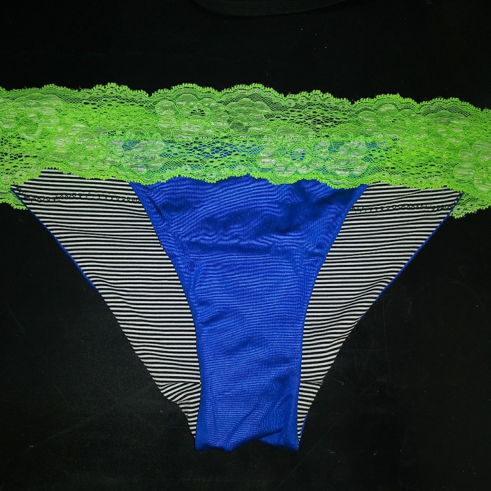 Beach Bunny Lady Lace Bottoms